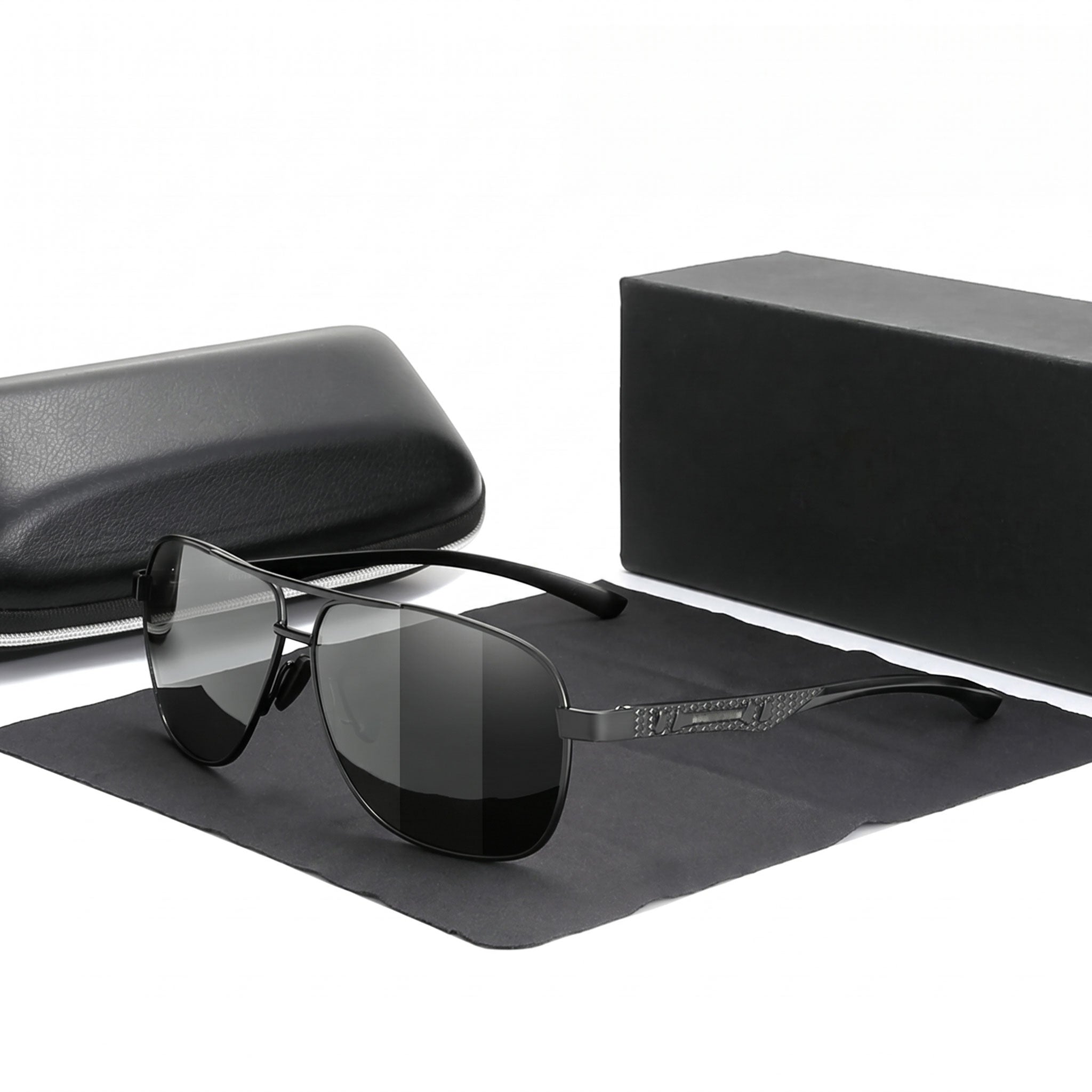 Latitude Eight Aviator