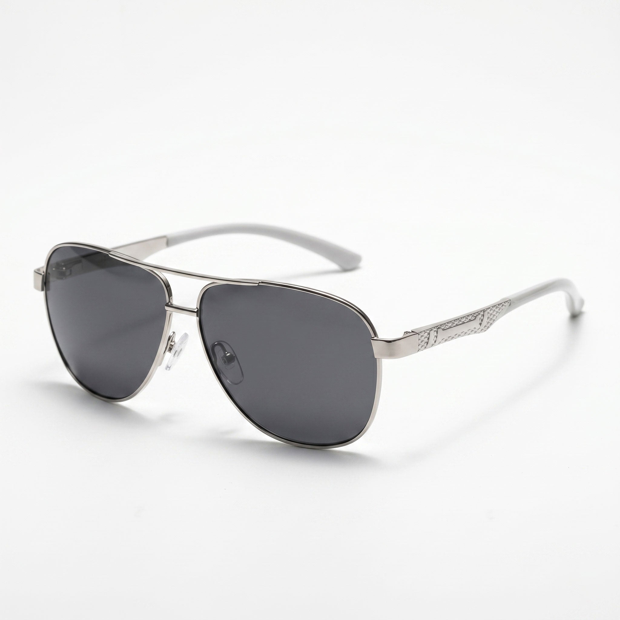 Latitude Eight Aviator